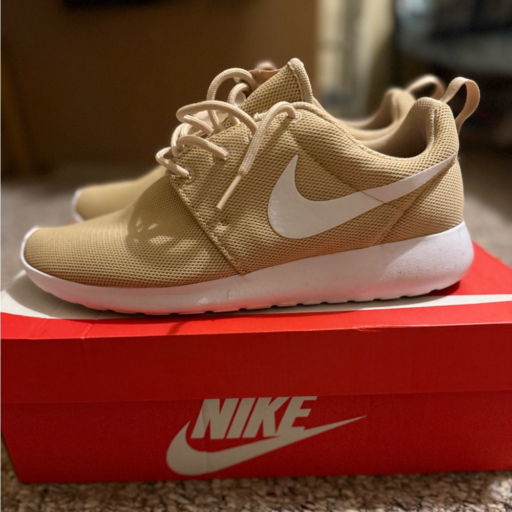 Men’s Nike Roshe Run